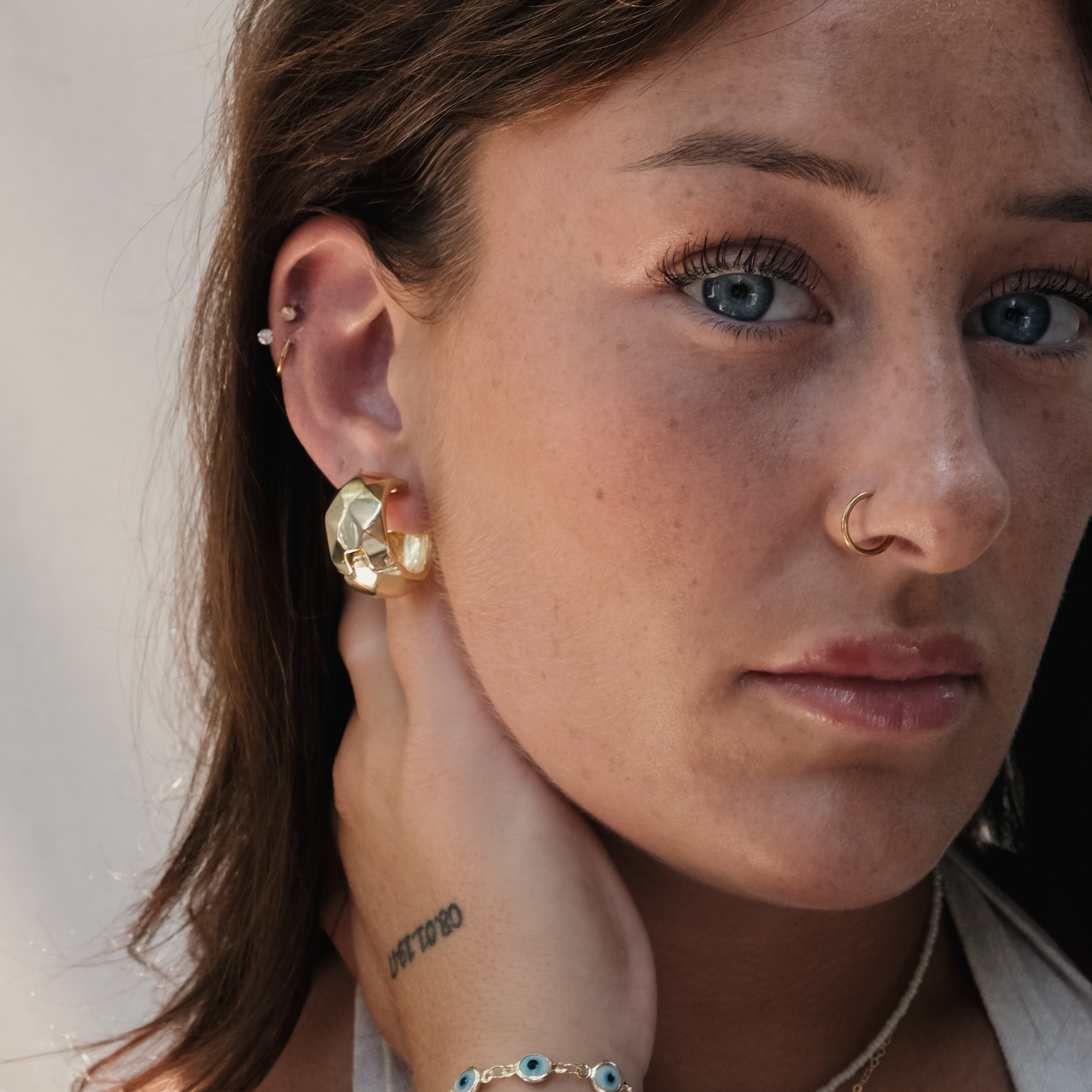 CHUNKY TEXTURED HOOPS GOLD | My Bohemian Store 