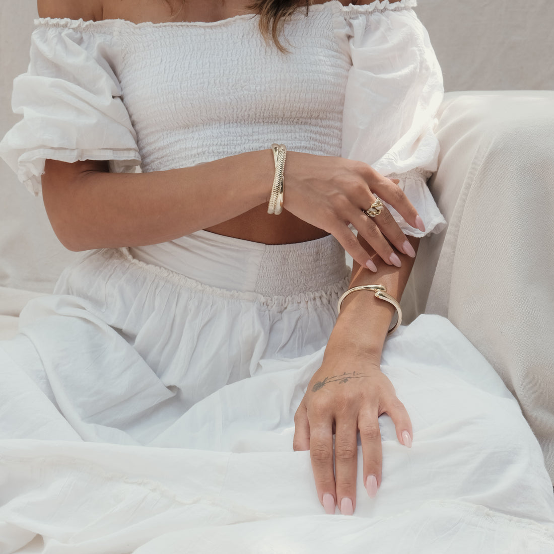 GOLD CHUNKY BANGLE - HALF TEXTURED