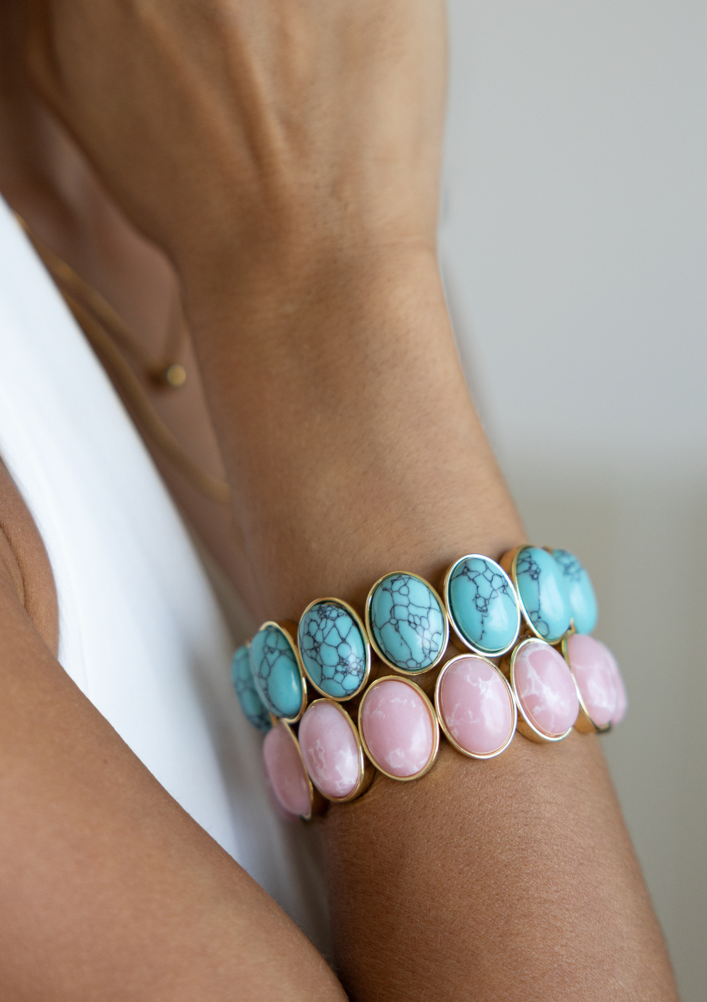 Pink & Blue Stone Bracelet – Elastic 18K Gold Boho Jewelry| MBS