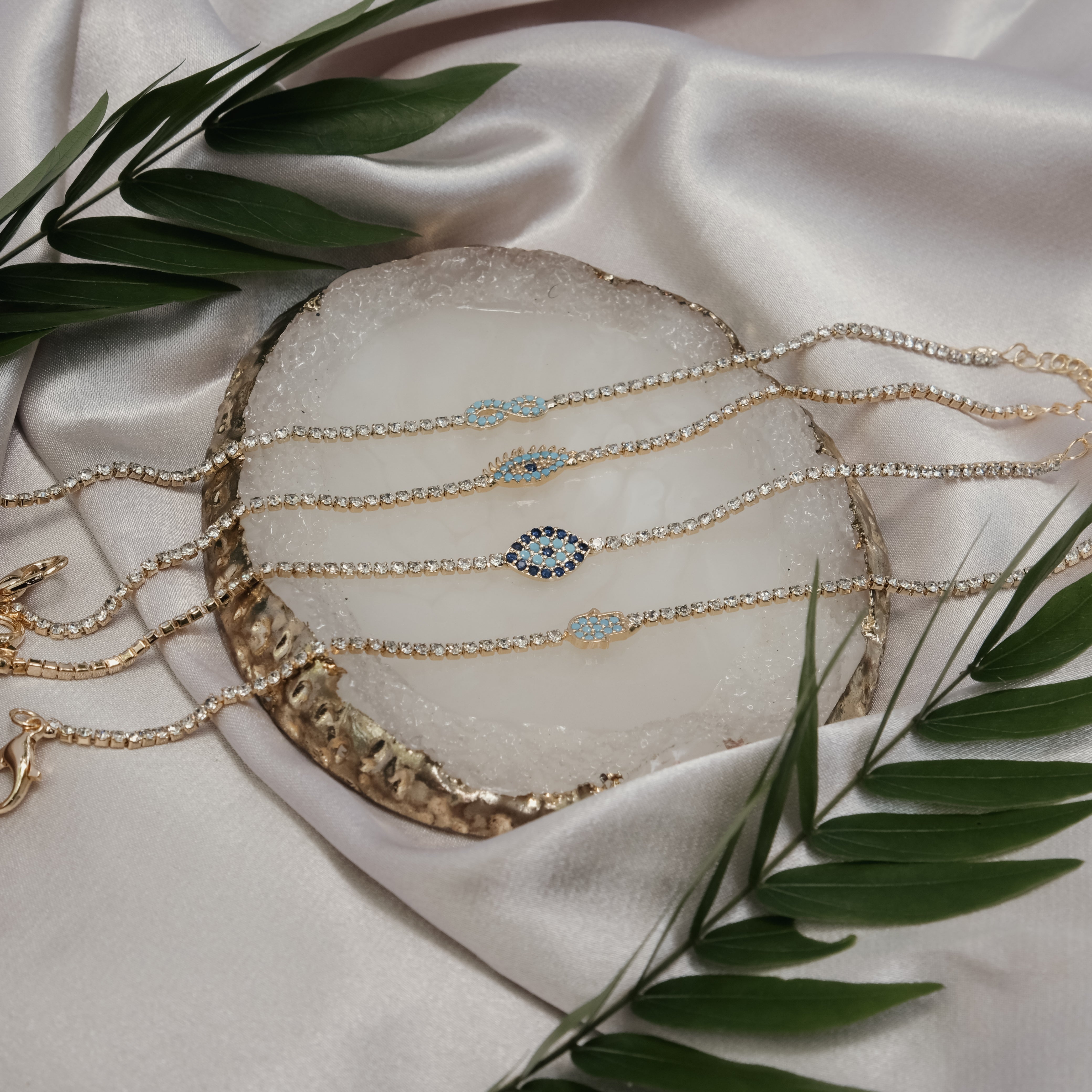 SYMBOL DIAMANTE BRACELET | My Bohemian Store 