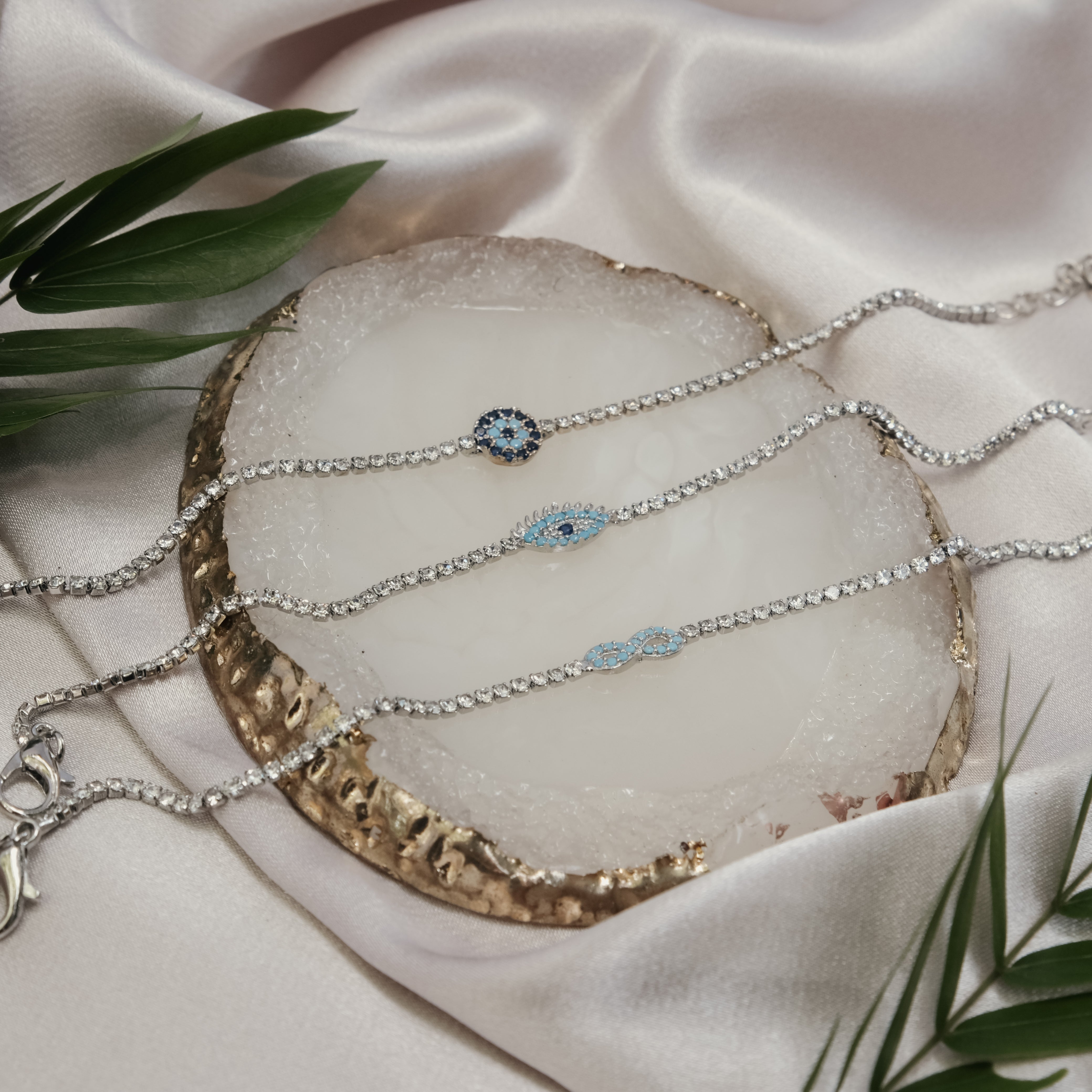 SYMBOL DIAMANTE BRACELET | My Bohemian Store