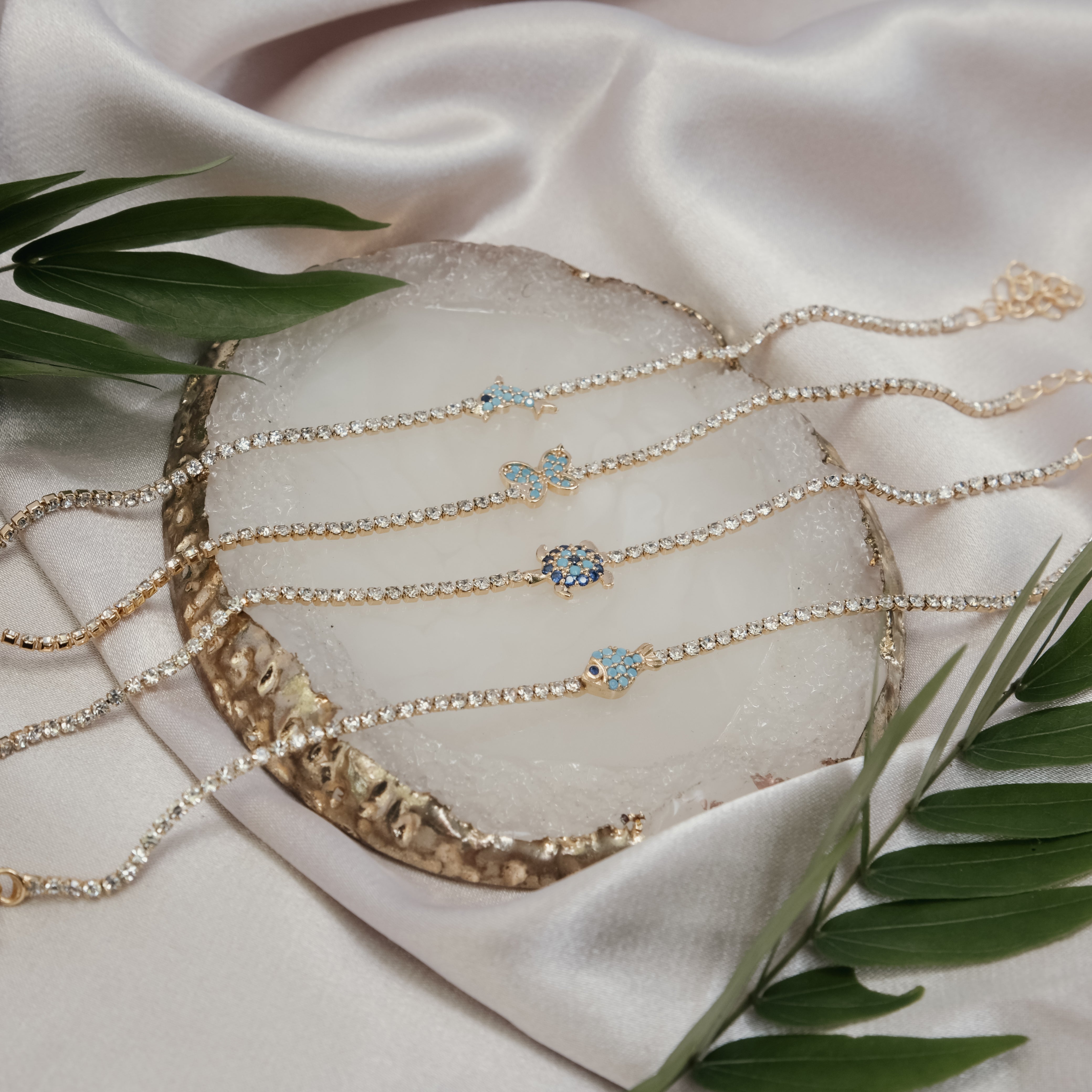 SYMBOL DIAMANTE BRACELET | My Bohemian Store 