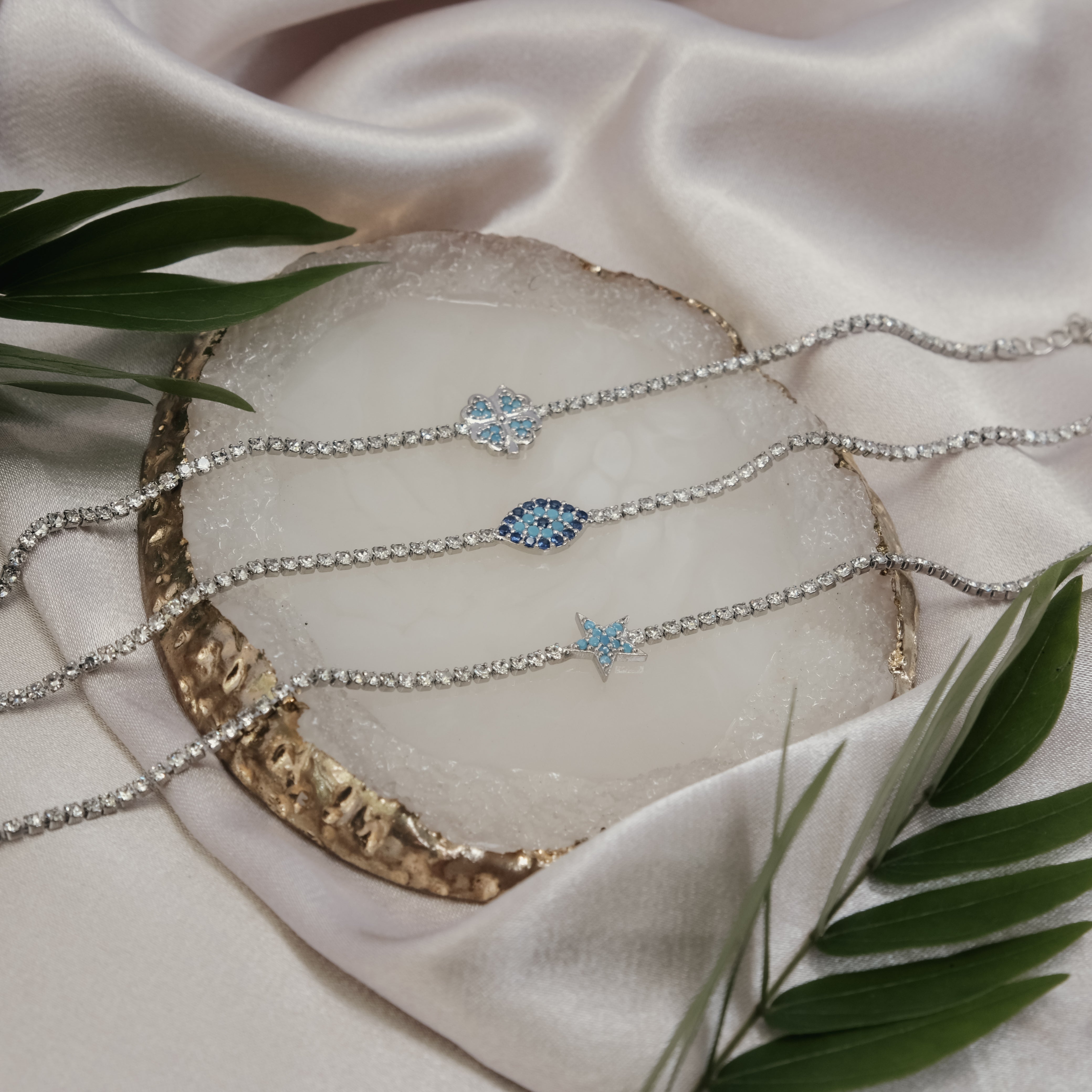 SYMBOL DIAMANTE BRACELET | My Bohemian Store