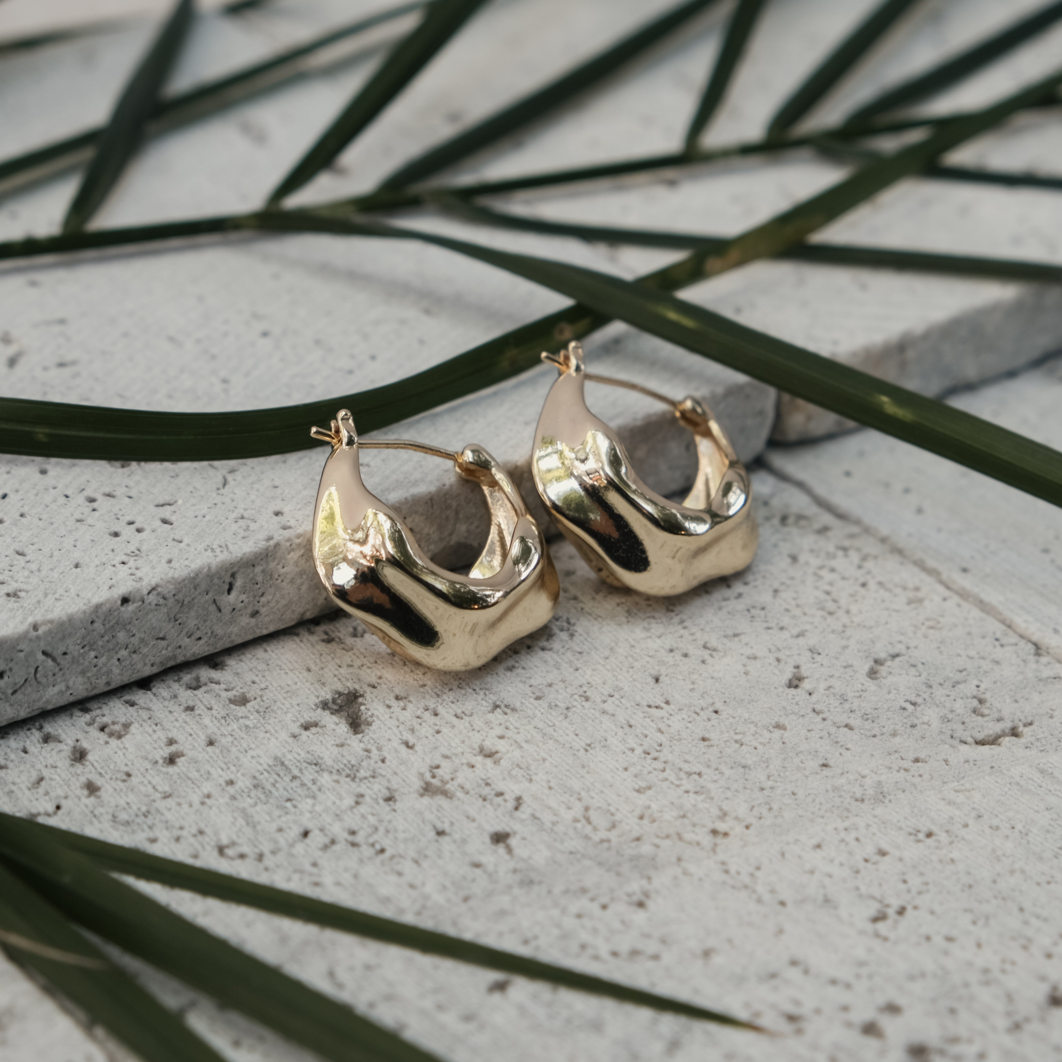 WAVY HOOPS GOLD | My Bohemian Store